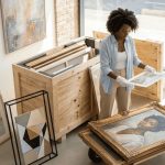 Exposer ses œuvres en galerie : préparer et acheminer ses toiles sans risque